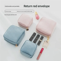 Portable large-capacity makeup organizer bag